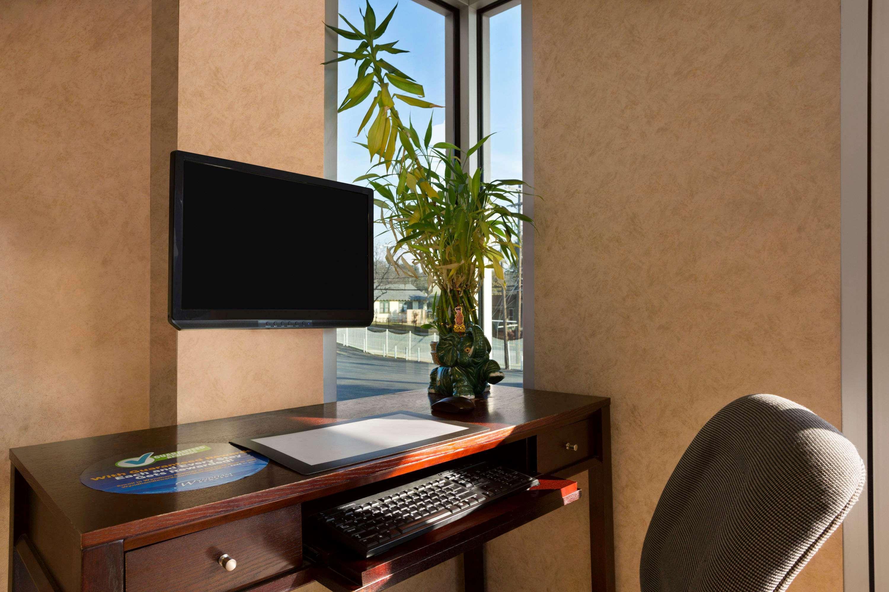 Super 8 By Wyndham Austin Downtown/Capitol Area Motel Kültér fotó