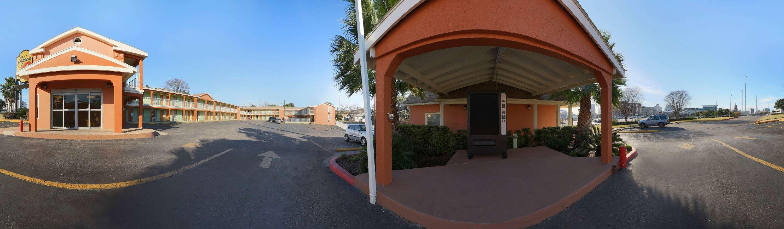 Super 8 By Wyndham Austin Downtown/Capitol Area Motel Kültér fotó